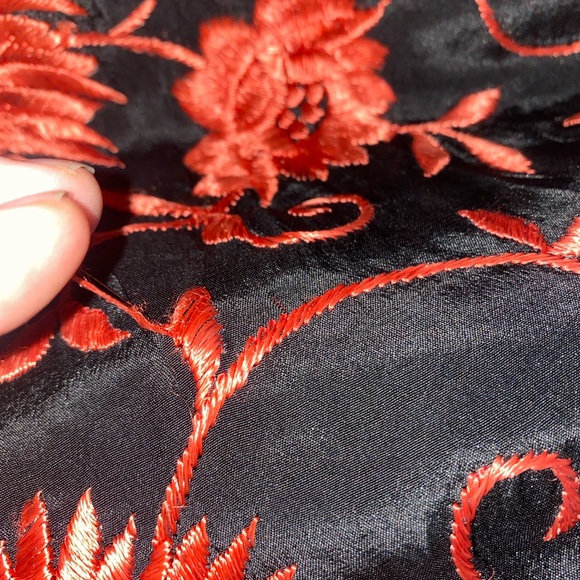 Vintage Silk Piano Shawl - Black Long Fringe Shawl with Red Floral Embroidery - Picture 4 of 10